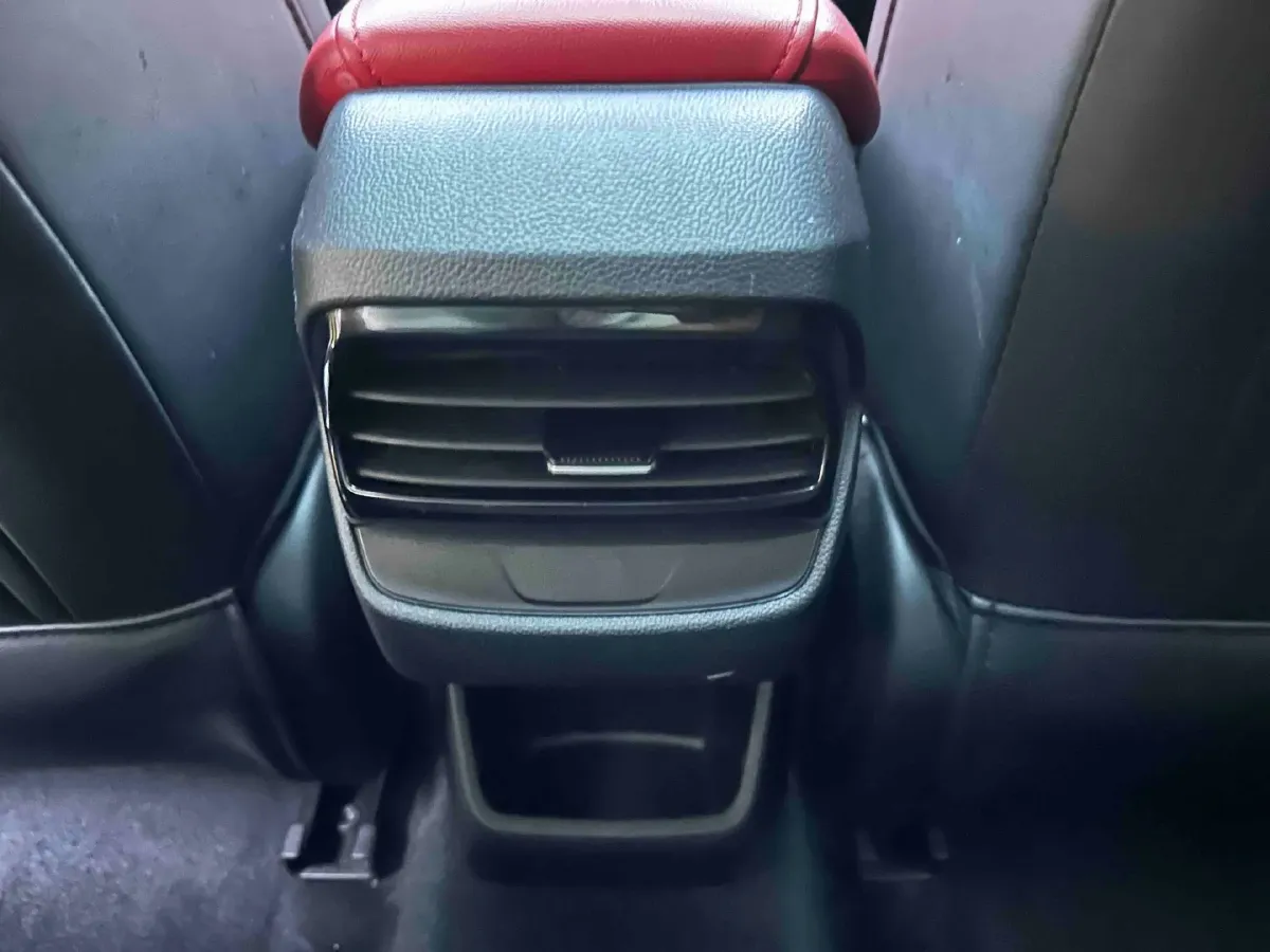 2022 MG 5 1.5L 120HP L4 CVT,autocango,china used car exporter,china ev exporter,chinese used car exporter,chinese used ev exporter