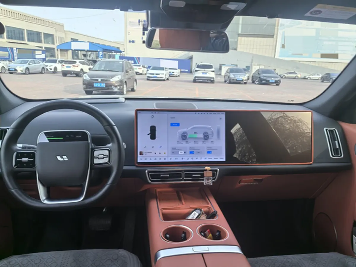 2024 Li L8 Range Extended 154HP REEV 42.8KWH,autocango,china used car exporter,china ev exporter,chinese used car exporter,chinese used ev exporter