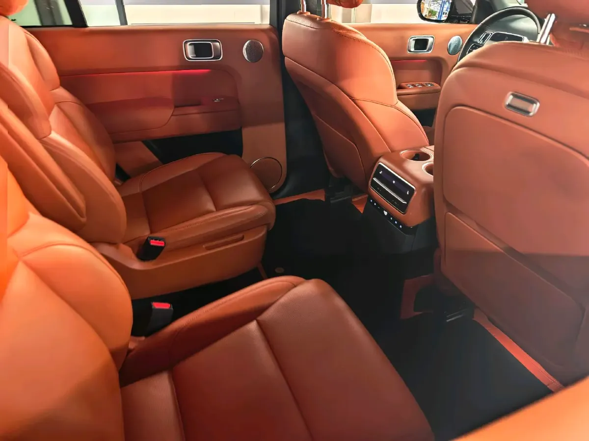 2022 Li L9 Range Extended 154HP REEV 42.6KWH,autocango,china used car exporter,china ev exporter,chinese used car exporter,chinese used ev exporter