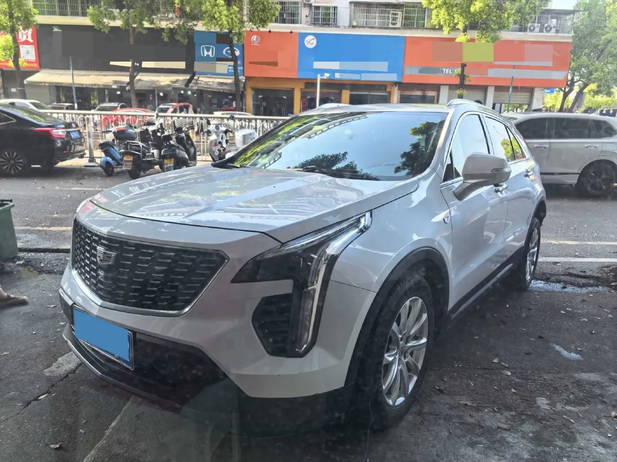 2021 Cadillac XT4 2.0T 237HP L4 9AT,autocango,china used car exporter,china ev exporter,chinese used car exporter,chinese used ev exporter