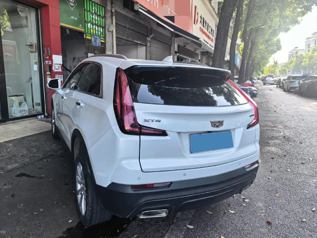 2021 Cadillac XT4 2.0T 237HP L4 9AT,autocango,china used car exporter,china ev exporter,chinese used car exporter,chinese used ev exporter