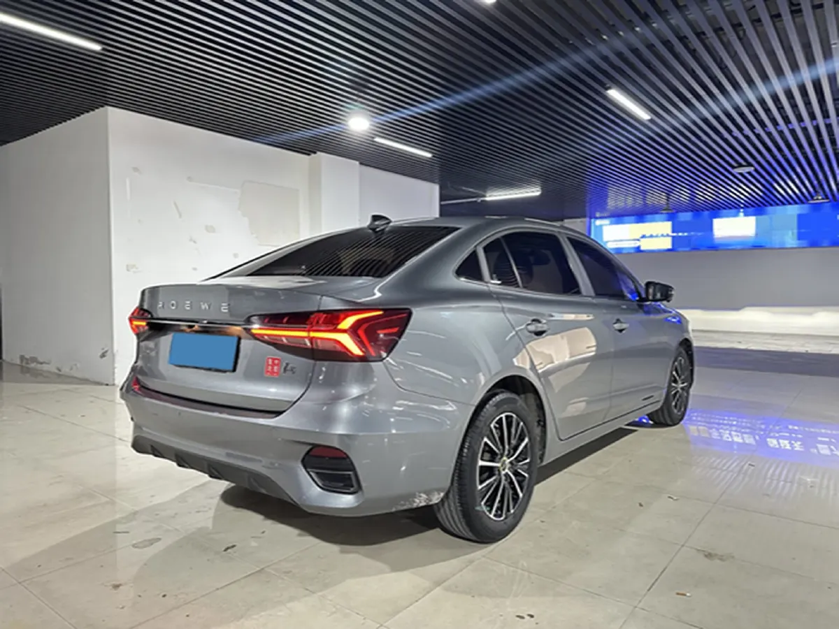 2021 Roewe i5 1.5L 120HP L4 CVT,autocango,china used car exporter,china ev exporter,chinese used car exporter,chinese used ev exporter