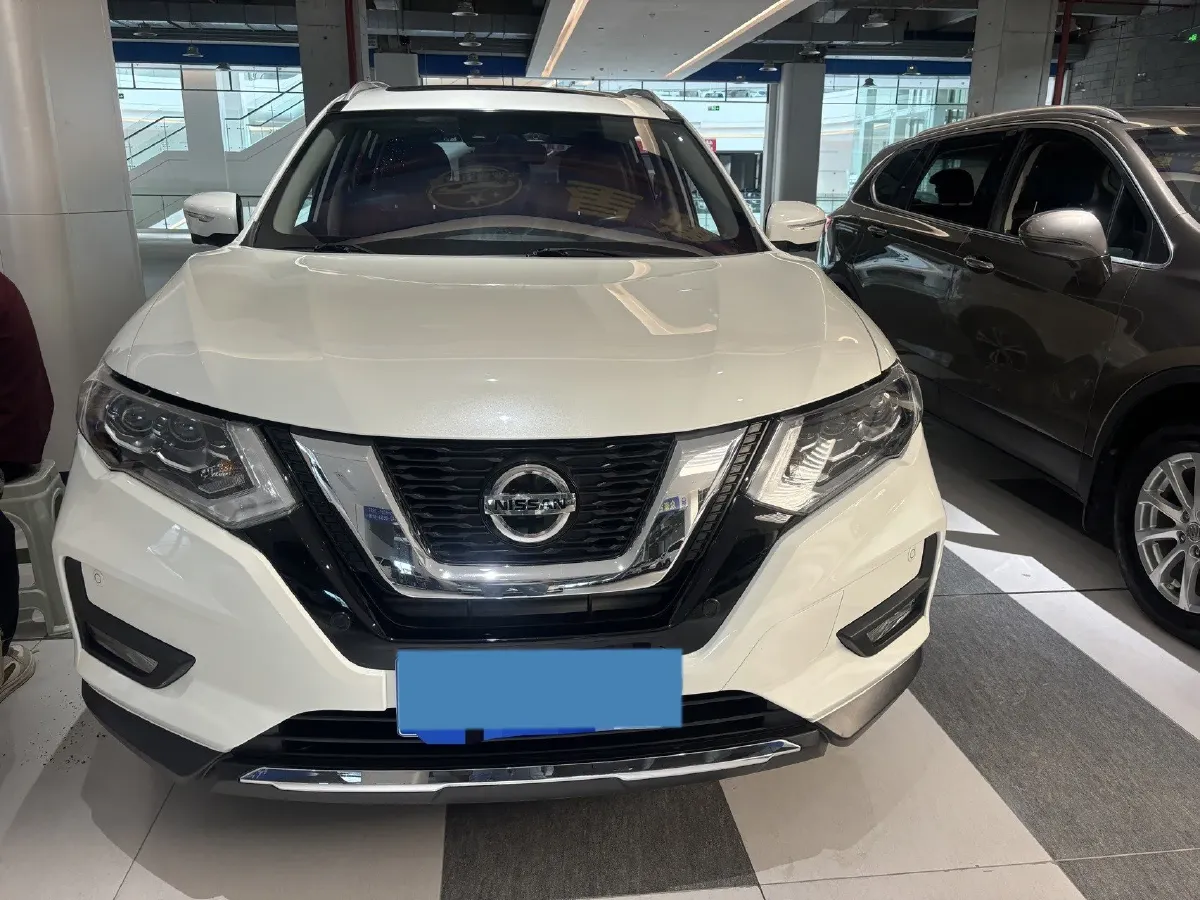2021 Nissan X-Trail 2.5L 181HP L4 CVT,autocango,china used car exporter,china ev exporter,chinese used car exporter,chinese used ev exporter
