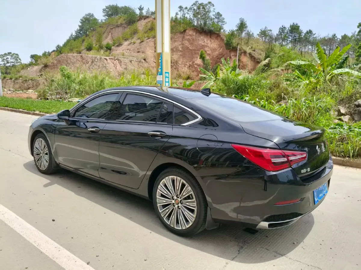 2022 HongQi H5 1.5T 169HP L4 7DCT,autocango,china used car exporter,china ev exporter,chinese used car exporter,chinese used ev exporter