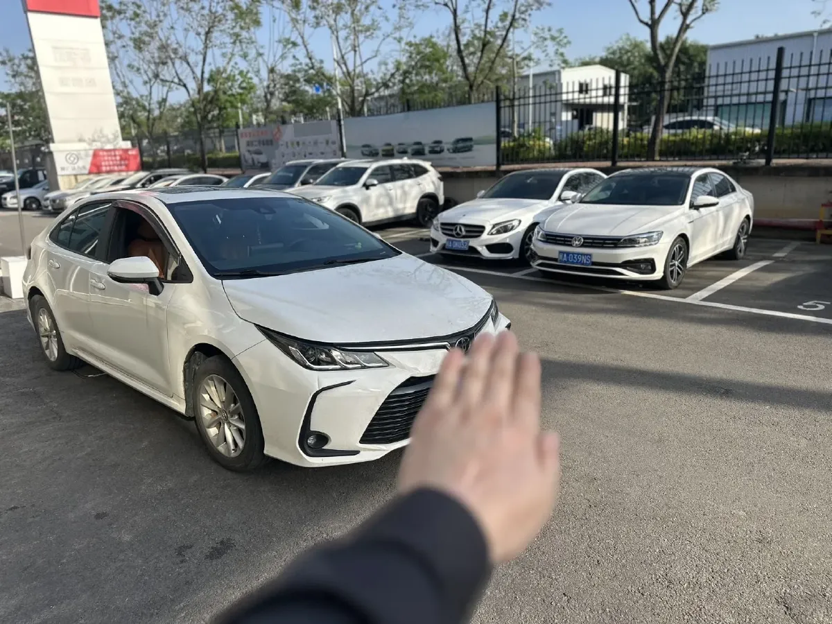 2021 Toyota Corolla 1.2T 116HP L4 CVT,autocango,china used car exporter,china ev exporter,chinese used car exporter,chinese used ev exporter