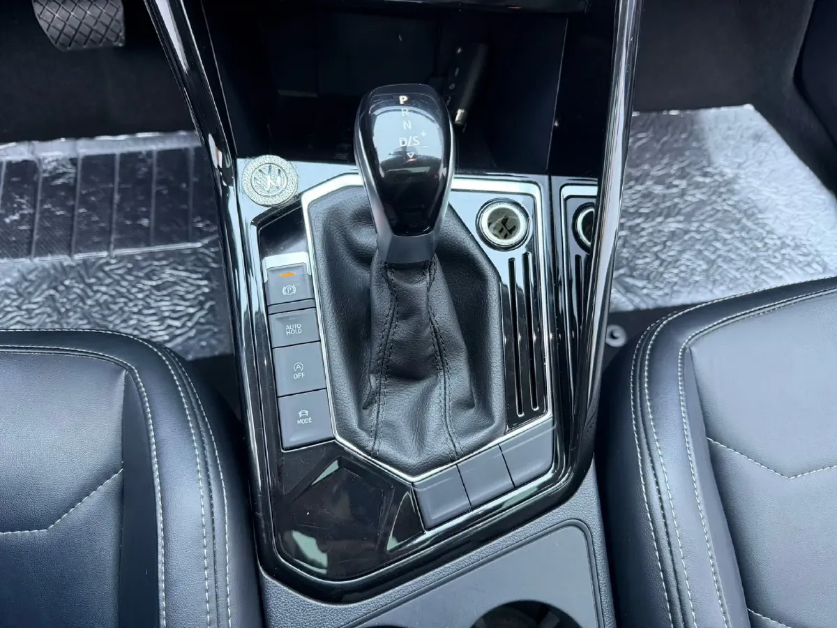 2021 Volkswagen Tayron 1.4T 150HP L4 7DCT,autocango,china used car exporter,china ev exporter,chinese used car exporter,chinese used ev exporter