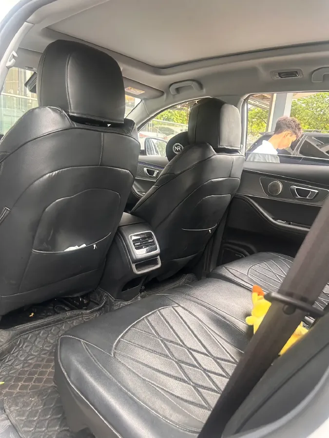 2024 Chery Tiggo 8 PRO 1.6T 197HP L4 7DCT,autocango,china used car exporter,china ev exporter,chinese used car exporter,chinese used ev exporter