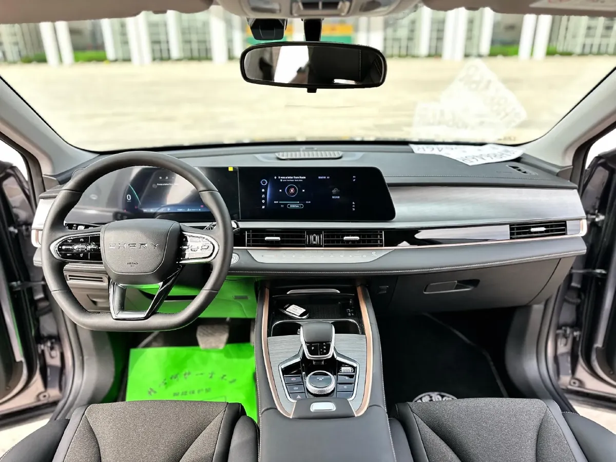 2025 Chery Omoda 1.5T 156HP L4 CVT,autocango,china used car exporter,china ev exporter,chinese used car exporter,chinese used ev exporter