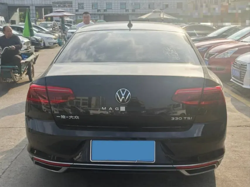 2021 Volkswagen Magotan 2.0T 186HP L4 7DCT,autocango,china used car exporter,china ev exporter,chinese used car exporter,chinese used ev exporter