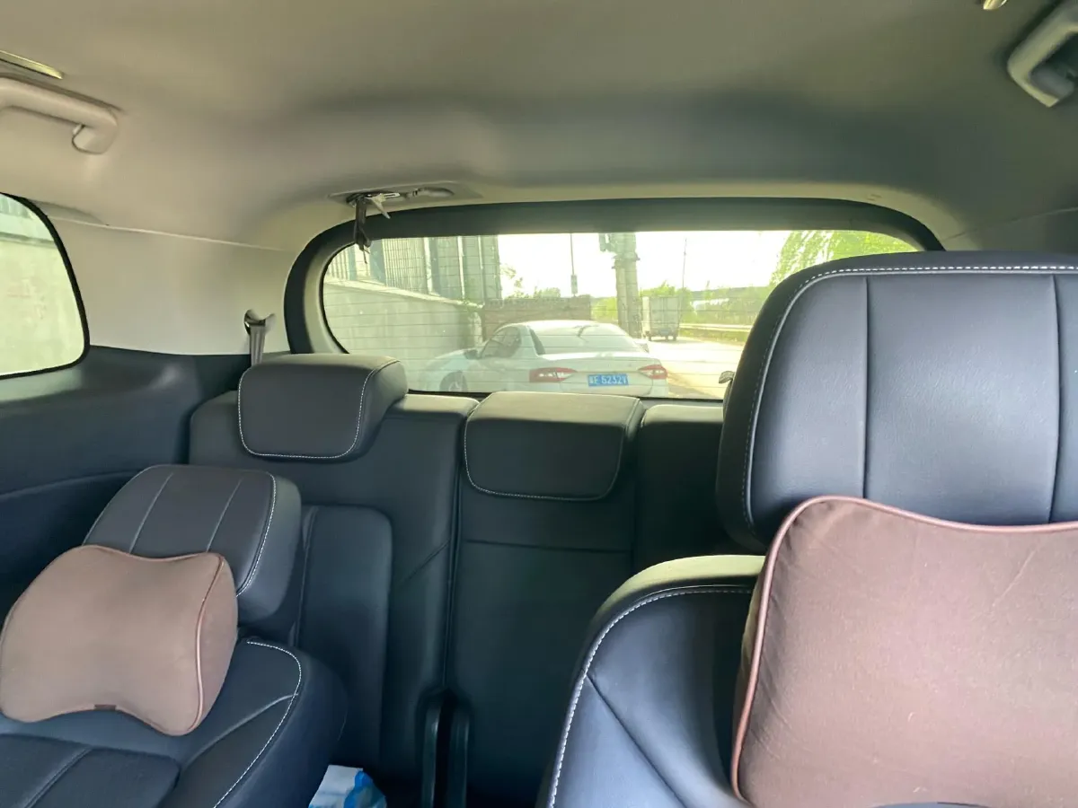 2021 GAC Trumpchi M8 2.0T 252HP L4 8AT,autocango,china used car exporter,china ev exporter,chinese used car exporter,chinese used ev exporter