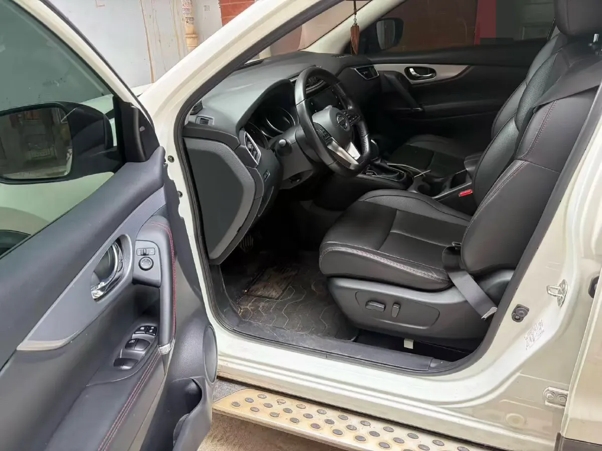 2021 Nissan Qashqai 2.0L 151HP L4 CVT,autocango,china used car exporter,china ev exporter,chinese used car exporter,chinese used ev exporter