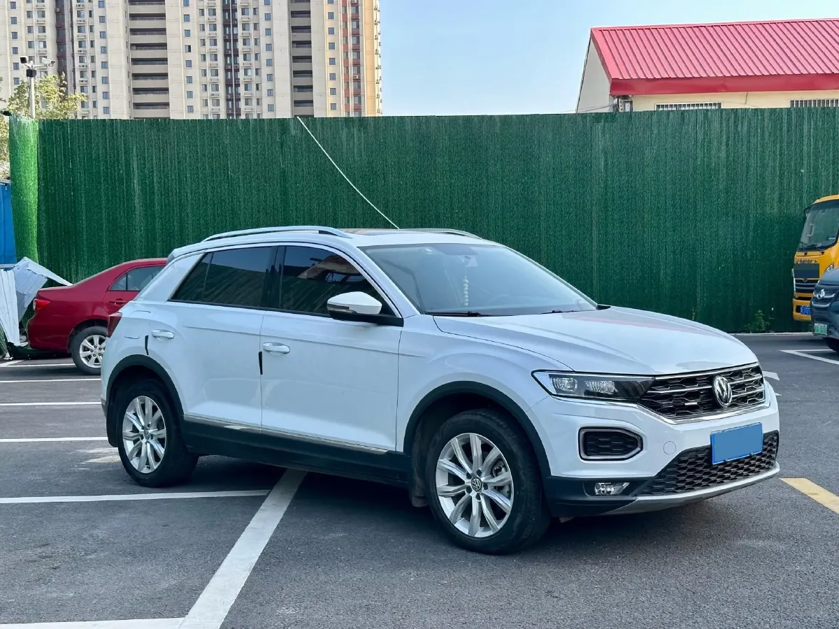 2020 Volkswagen T-Roc 1.4T 131HP L4 7DCT,autocango,china used car exporter,china ev exporter,chinese used car exporter,chinese used ev exporter