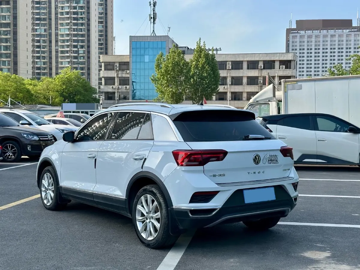 2020 Volkswagen T-Roc 1.4T 131HP L4 7DCT,autocango,china used car exporter,china ev exporter,chinese used car exporter,chinese used ev exporter