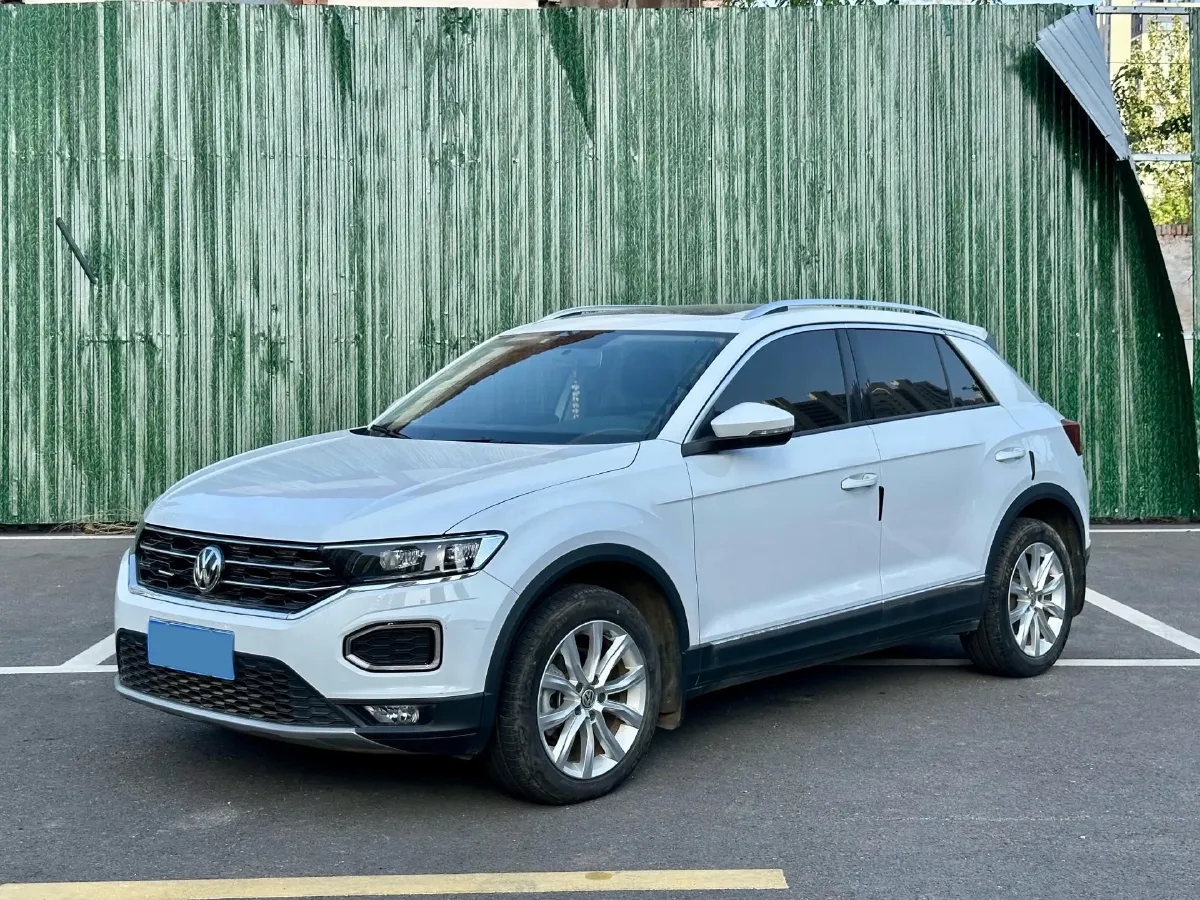 2020 Volkswagen T-Roc 1.4T 131HP L4 7DCT,autocango,china used car exporter,china ev exporter,chinese used car exporter,chinese used ev exporter