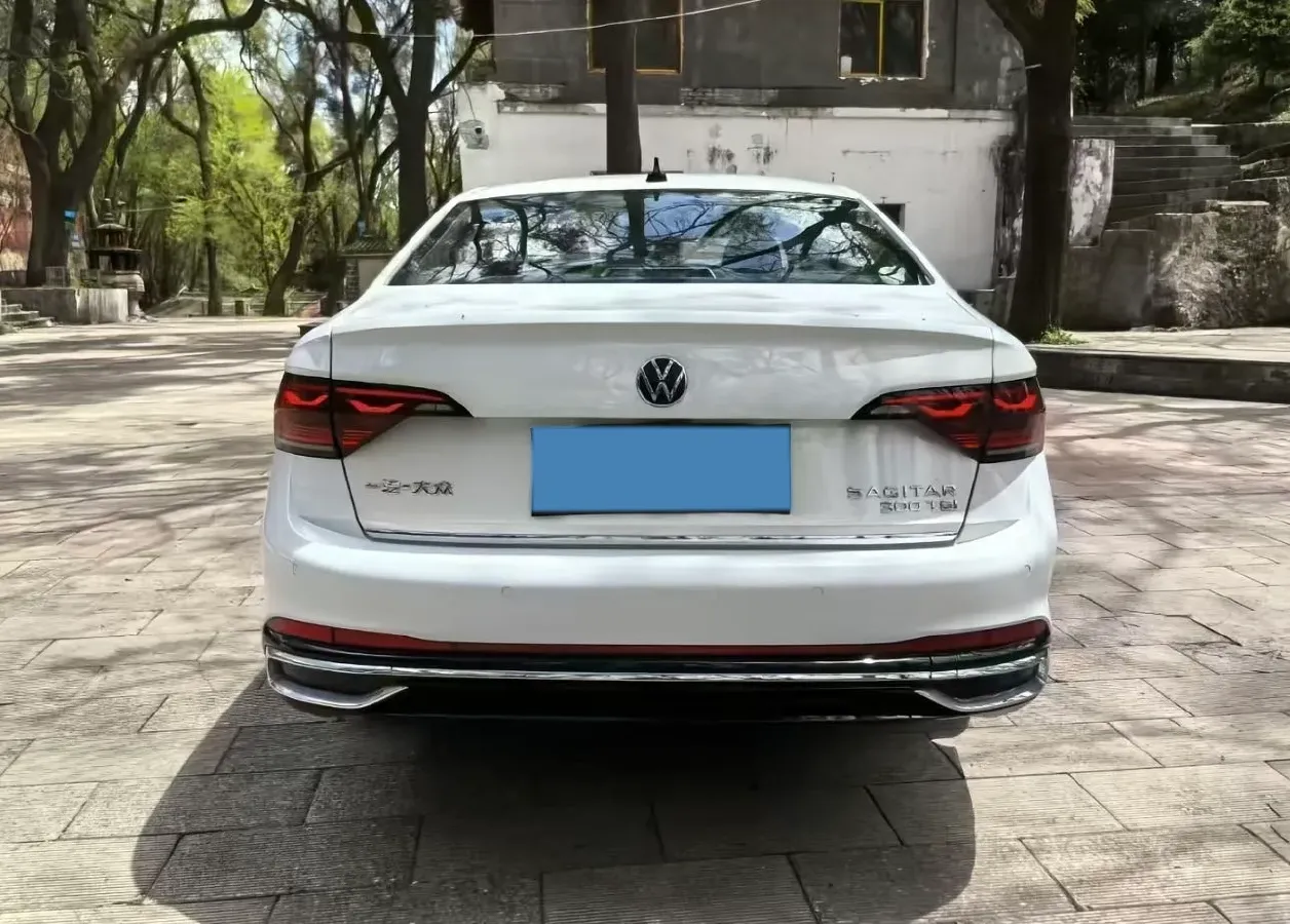 2024 Volkswagen Sagitar 1.5T 160HP L4 7DCT,autocango,china used car exporter,china ev exporter,chinese used car exporter,chinese used ev exporter