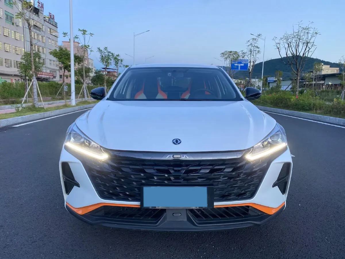 2023 DongFeng Aeolus YiXuan 1.5L 125HP L4 6DCT,autocango,china used car exporter,china ev exporter,chinese used car exporter,chinese used ev exporter