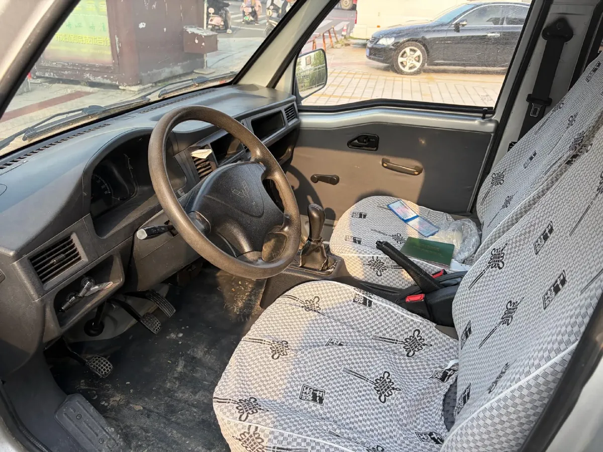 2019 WuLing ZhiGuang 1.2L 82HP L4 5MT,autocango,china used car exporter,china ev exporter,chinese used car exporter,chinese used ev exporter