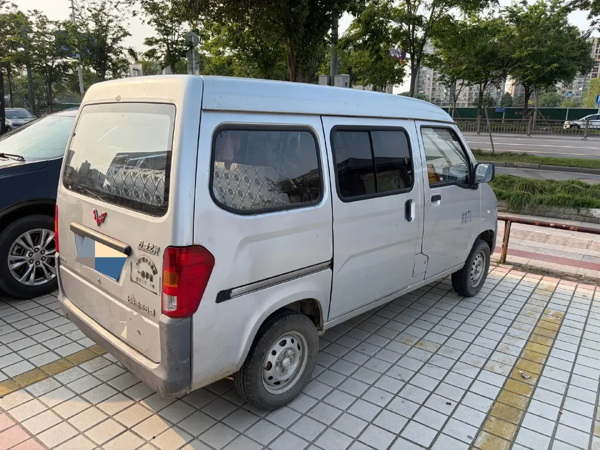 2019 WuLing ZhiGuang 1.2L 82HP L4 5MT,autocango,china used car exporter,china ev exporter,chinese used car exporter,chinese used ev exporter
