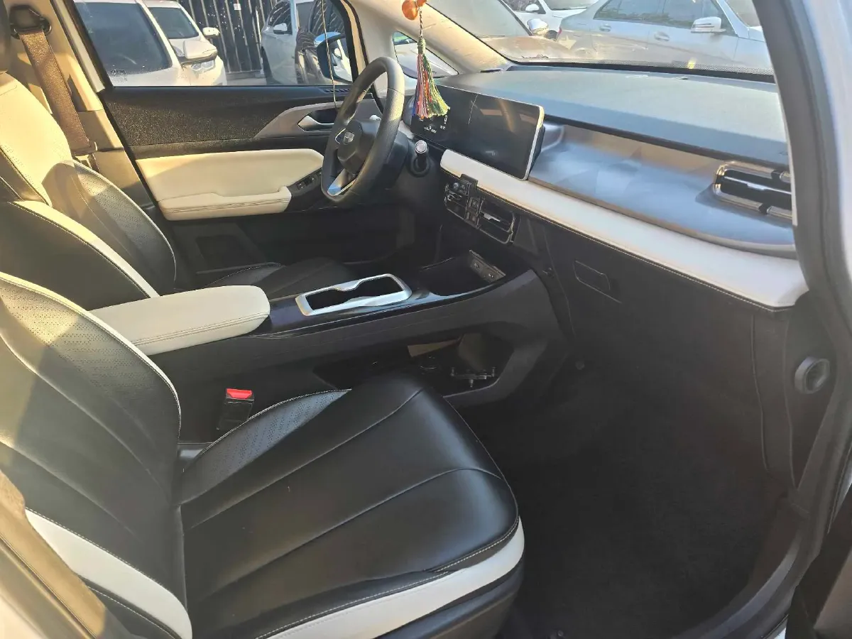 2023 Geometry E BEV 33.5KWH,autocango,china used car exporter,china ev exporter,chinese used car exporter,chinese used ev exporter