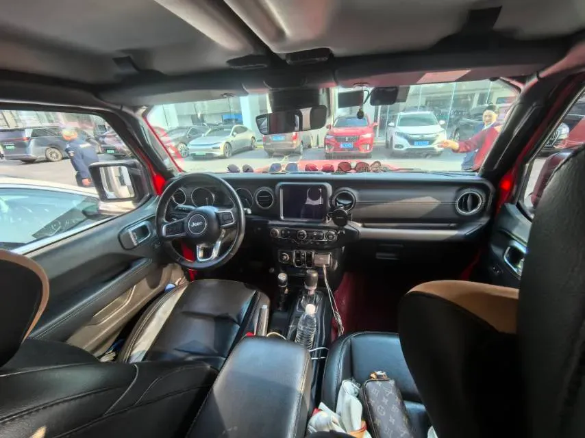 2021 Jeep Wrangler 2.0T 266HP L4 8AT PHEV 17KWH,autocango,china used car exporter,china ev exporter,chinese used car exporter,chinese used ev exporter