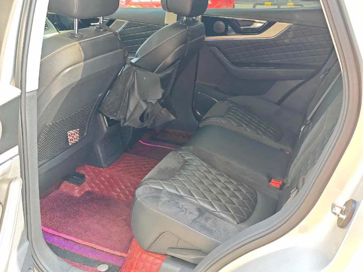 2019 HongQi HS5 2.0T 224HP L4 6AT,autocango,china used car exporter,china ev exporter,chinese used car exporter,chinese used ev exporter