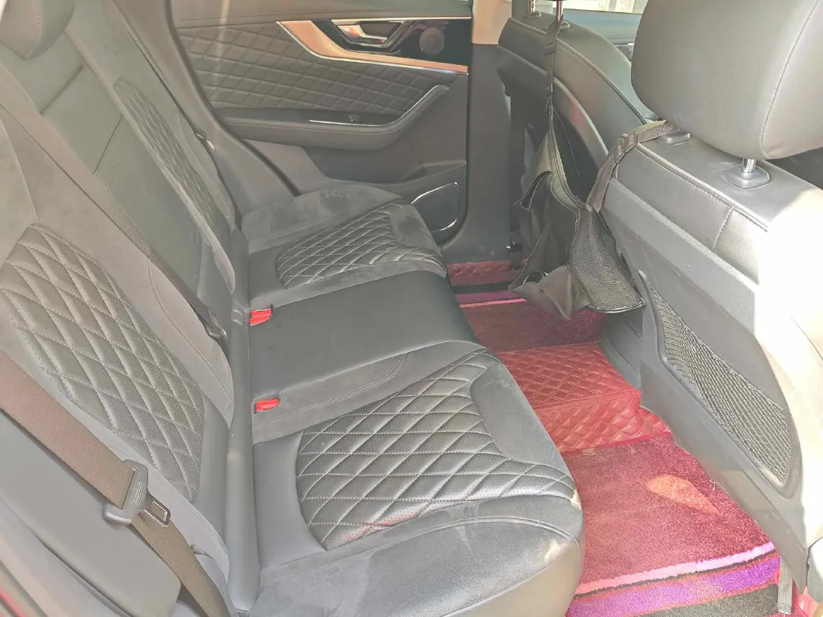 2019 HongQi HS5 2.0T 224HP L4 6AT,autocango,china used car exporter,china ev exporter,chinese used car exporter,chinese used ev exporter