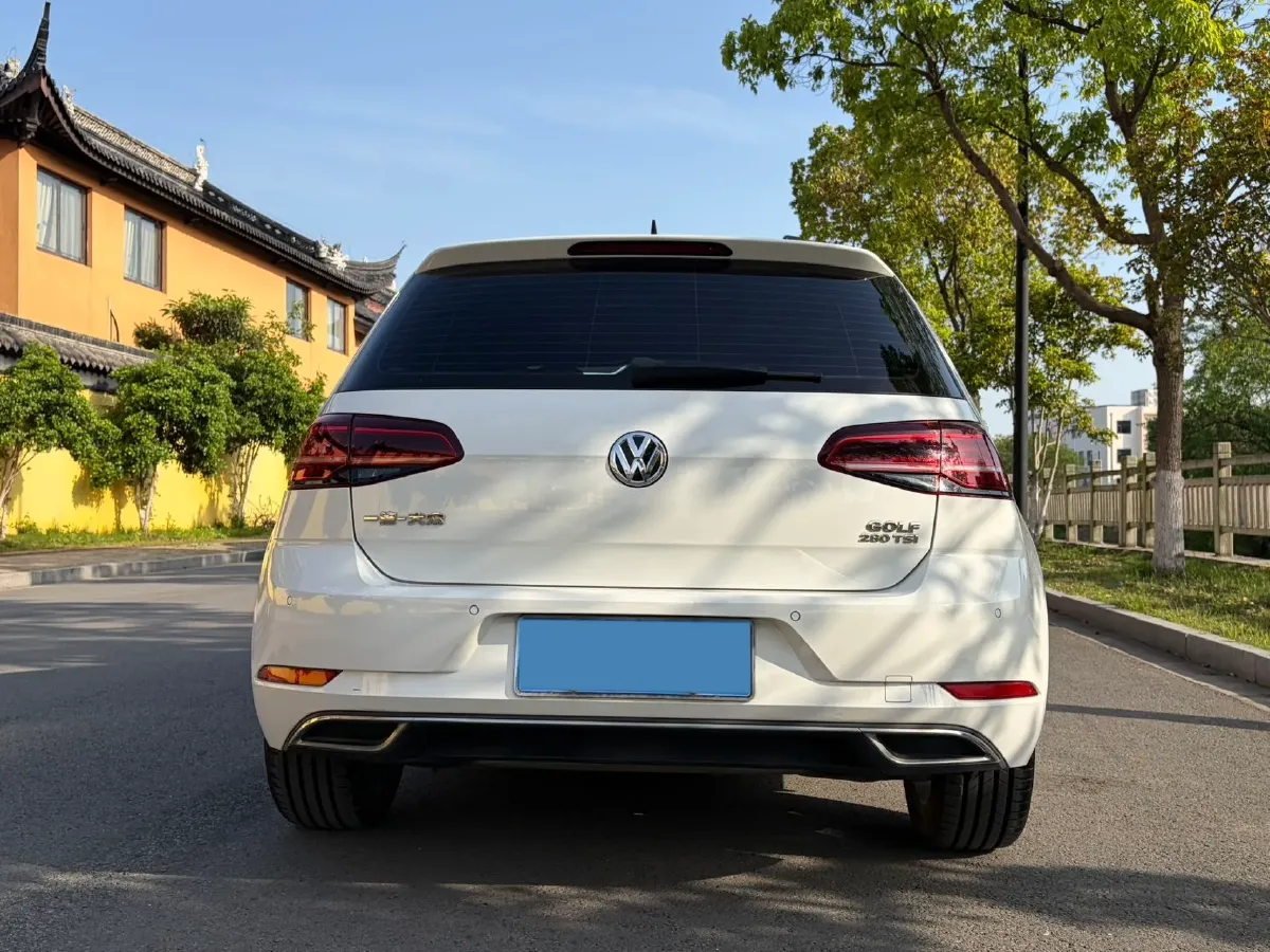 2020 Volkswagen Golf 1.4T 150HP L4 7DCT,autocango,china used car exporter,china ev exporter,chinese used car exporter,chinese used ev exporter