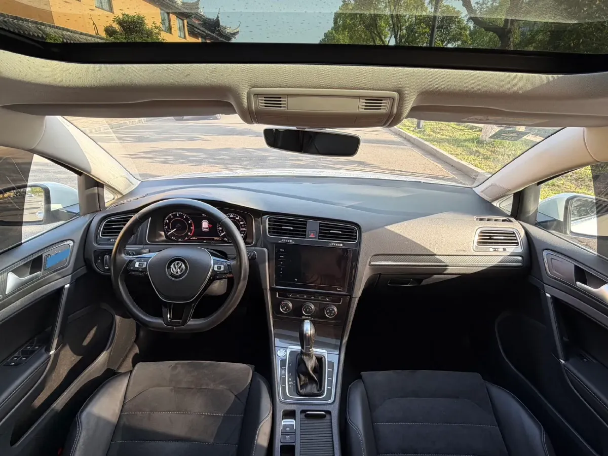 2020 Volkswagen Golf 1.4T 150HP L4 7DCT,autocango,china used car exporter,china ev exporter,chinese used car exporter,chinese used ev exporter