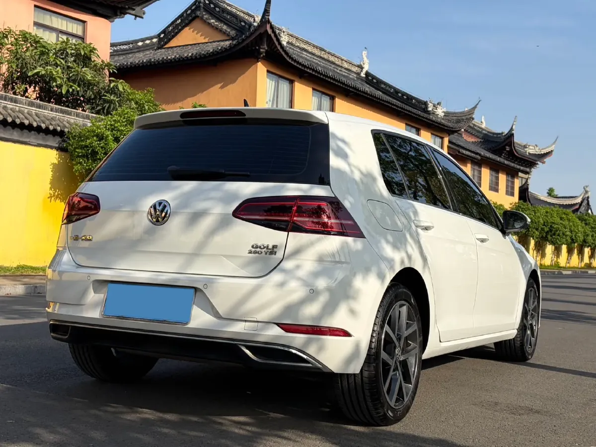 2020 Volkswagen Golf 1.4T 150HP L4 7DCT,autocango,china used car exporter,china ev exporter,chinese used car exporter,chinese used ev exporter