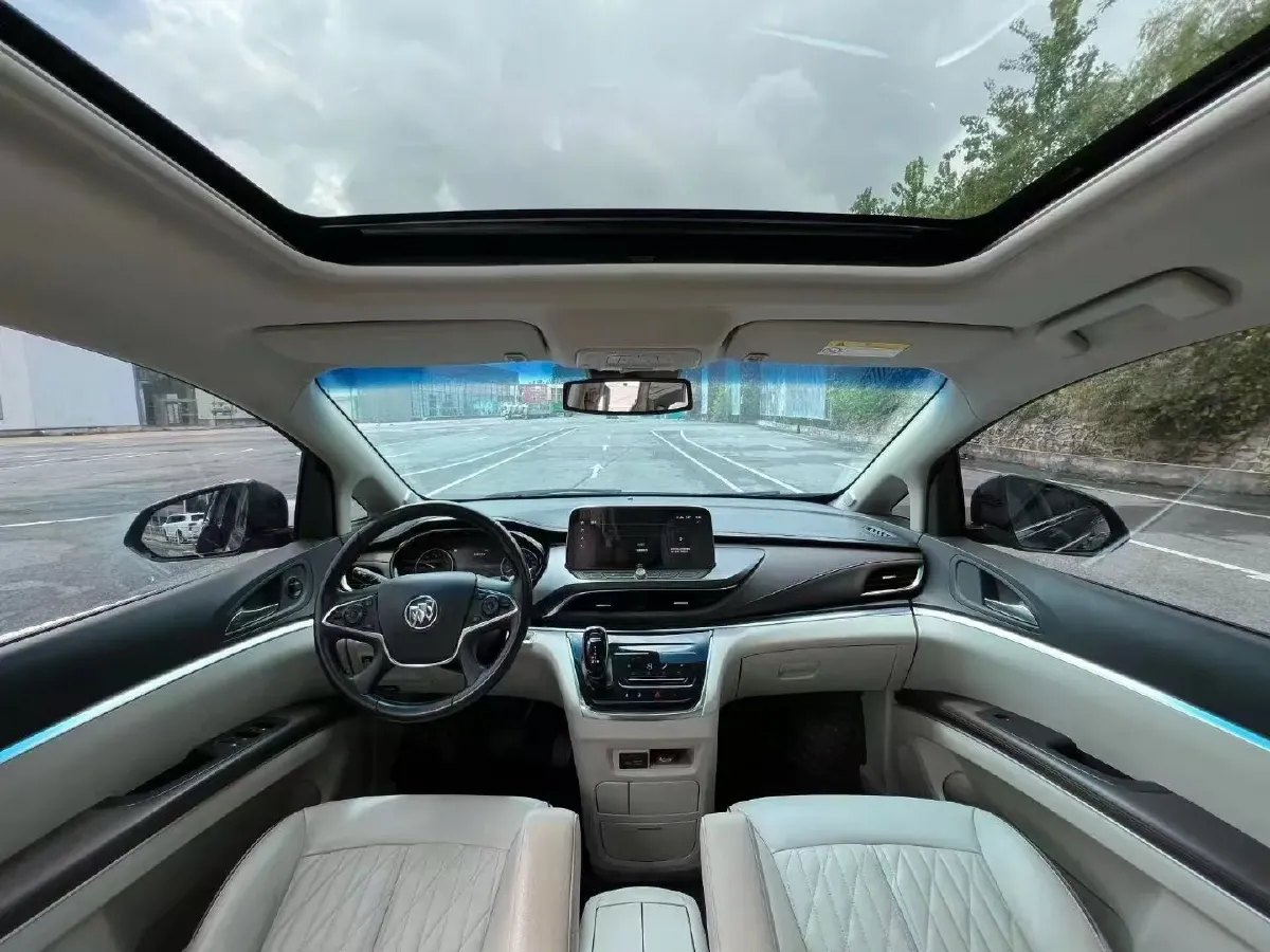 2021 Buick GL8 2.0T 237HP L4 9AT,autocango,china used car exporter,china ev exporter,chinese used car exporter,chinese used ev exporter