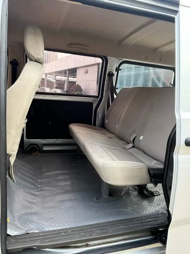 2020 WuLing RongGuang 1.2L 76HP L4 5MT,autocango,china used car exporter,china ev exporter,chinese used car exporter,chinese used ev exporter