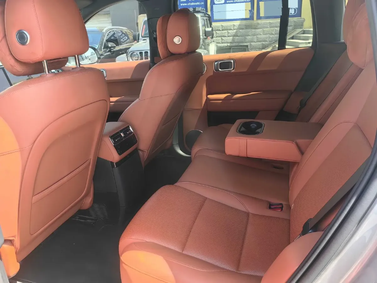 2024 Li L6 Range Extended 154HP L4 REEV 36.8KWH,autocango,china used car exporter,china ev exporter,chinese used car exporter,chinese used ev exporter