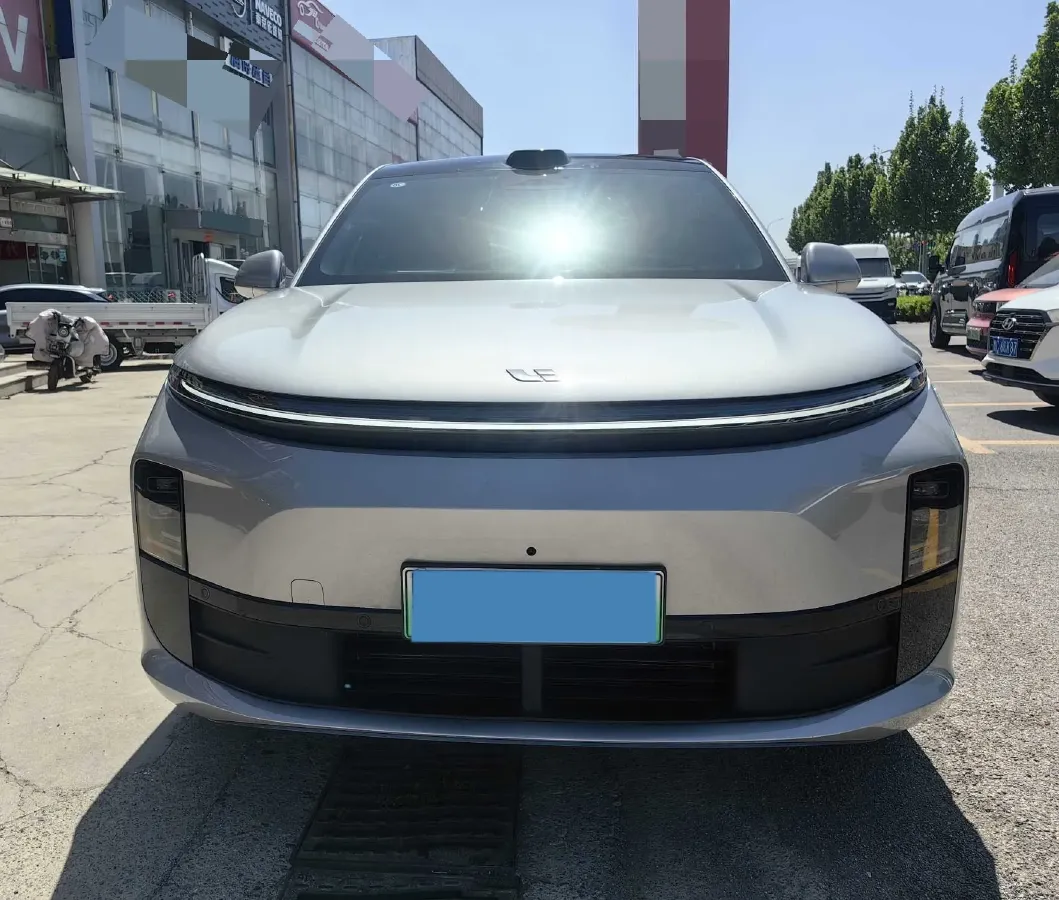 2024 Li L6 Range Extended 154HP L4 REEV 36.8KWH,autocango,china used car exporter,china ev exporter,chinese used car exporter,chinese used ev exporter
