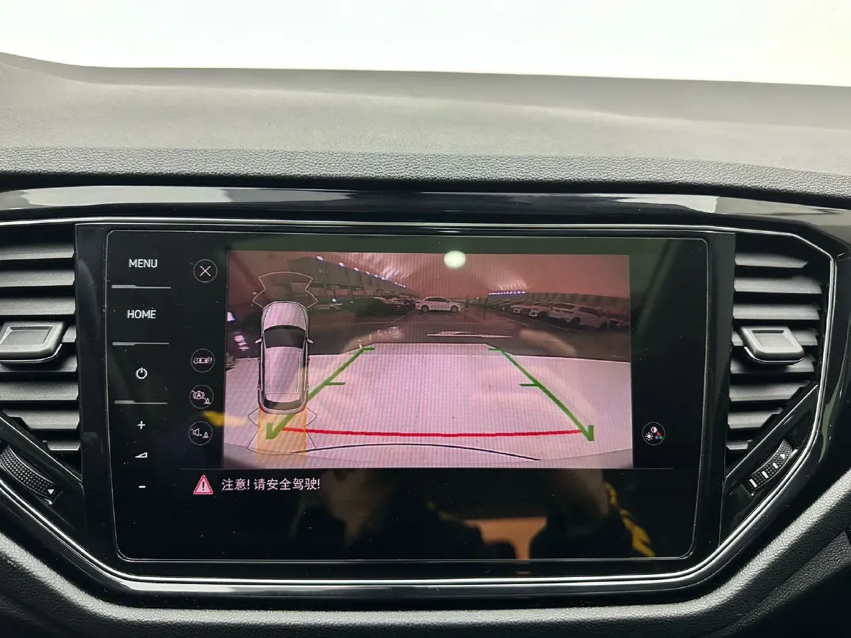 2022 Volkswagen T-Roc 1.4T 150HP L4 7DCT,autocango,china used car exporter,china ev exporter,chinese used car exporter,chinese used ev exporter