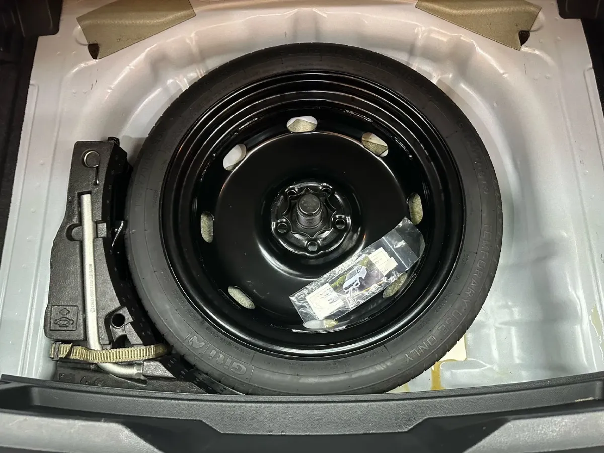 2022 Volkswagen T-Roc 1.4T 150HP L4 7DCT,autocango,china used car exporter,china ev exporter,chinese used car exporter,chinese used ev exporter