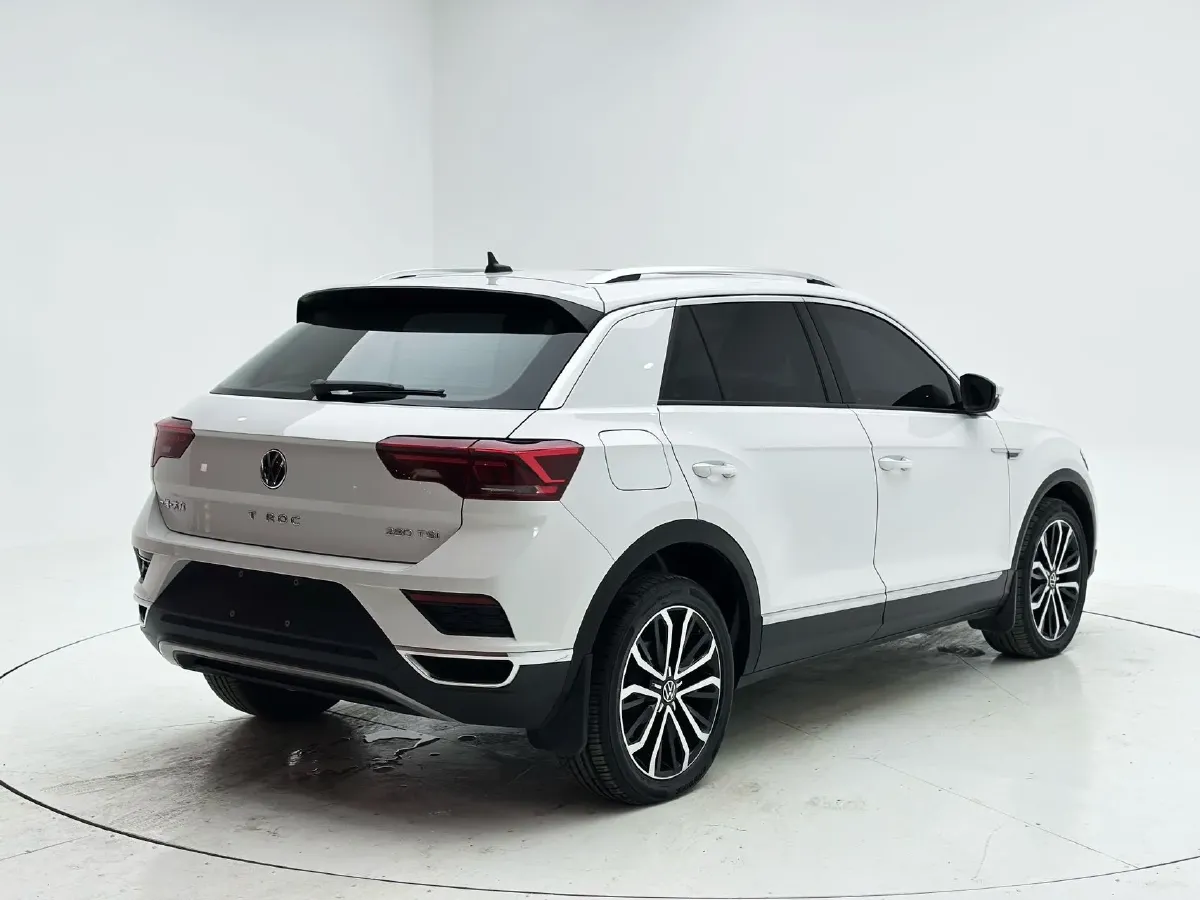 2022 Volkswagen T-Roc 1.4T 150HP L4 7DCT,autocango,china used car exporter,china ev exporter,chinese used car exporter,chinese used ev exporter