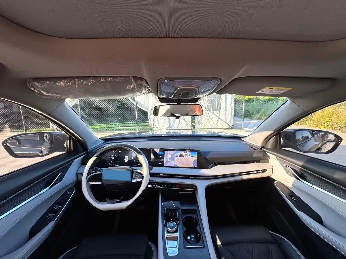 2022 ChangAn CS75 Plus 1.5T 188HP L4 8AT,autocango,china used car exporter,china ev exporter,chinese used car exporter,chinese used ev exporter