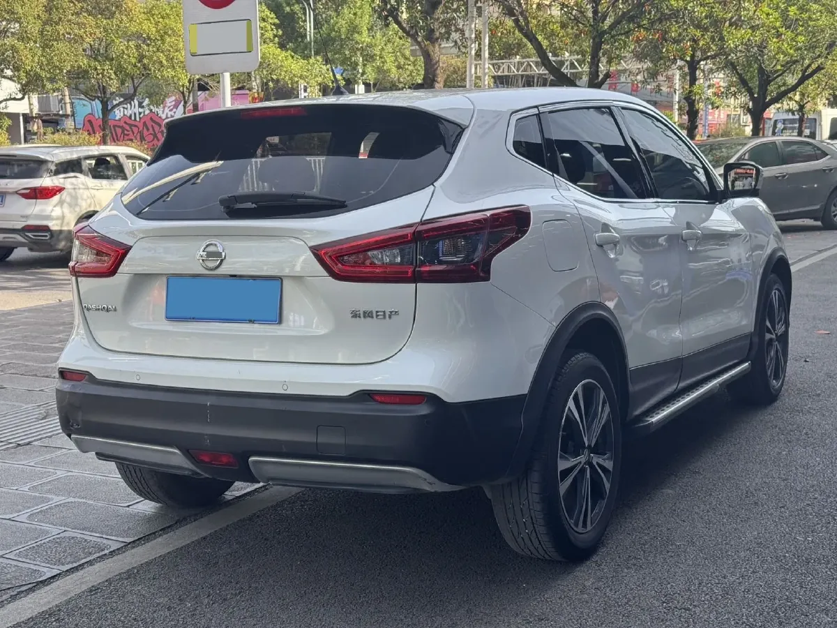 2021 Nissan Qashqai 2.0L 151HP L4 CVT,autocango,china used car exporter,china ev exporter,chinese used car exporter,chinese used ev exporter