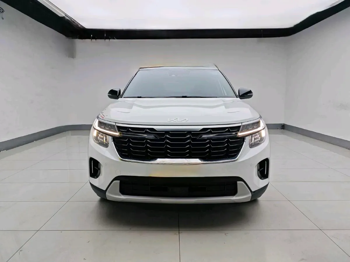 2023 Kia Seltos 1.5L 115HP L4 CVT,autocango,china used car exporter,china ev exporter,chinese used car exporter,chinese used ev exporter
