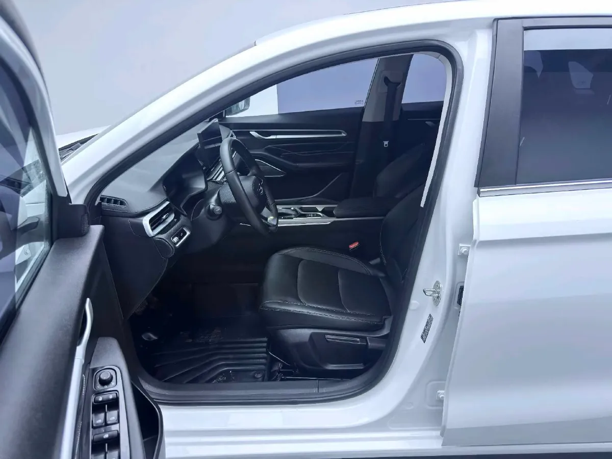 2023 Geely Emgrand 1.5L 127HP L4 CVT,autocango,china used car exporter,china ev exporter,chinese used car exporter,chinese used ev exporter