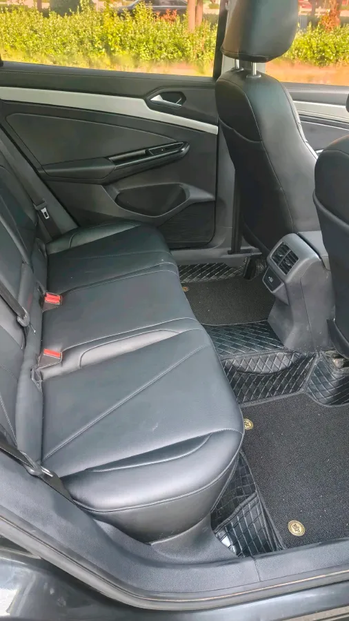 2022 Jetta VS7 1.4T 150HP L4 6AT,autocango,china used car exporter,china ev exporter,chinese used car exporter,chinese used ev exporter