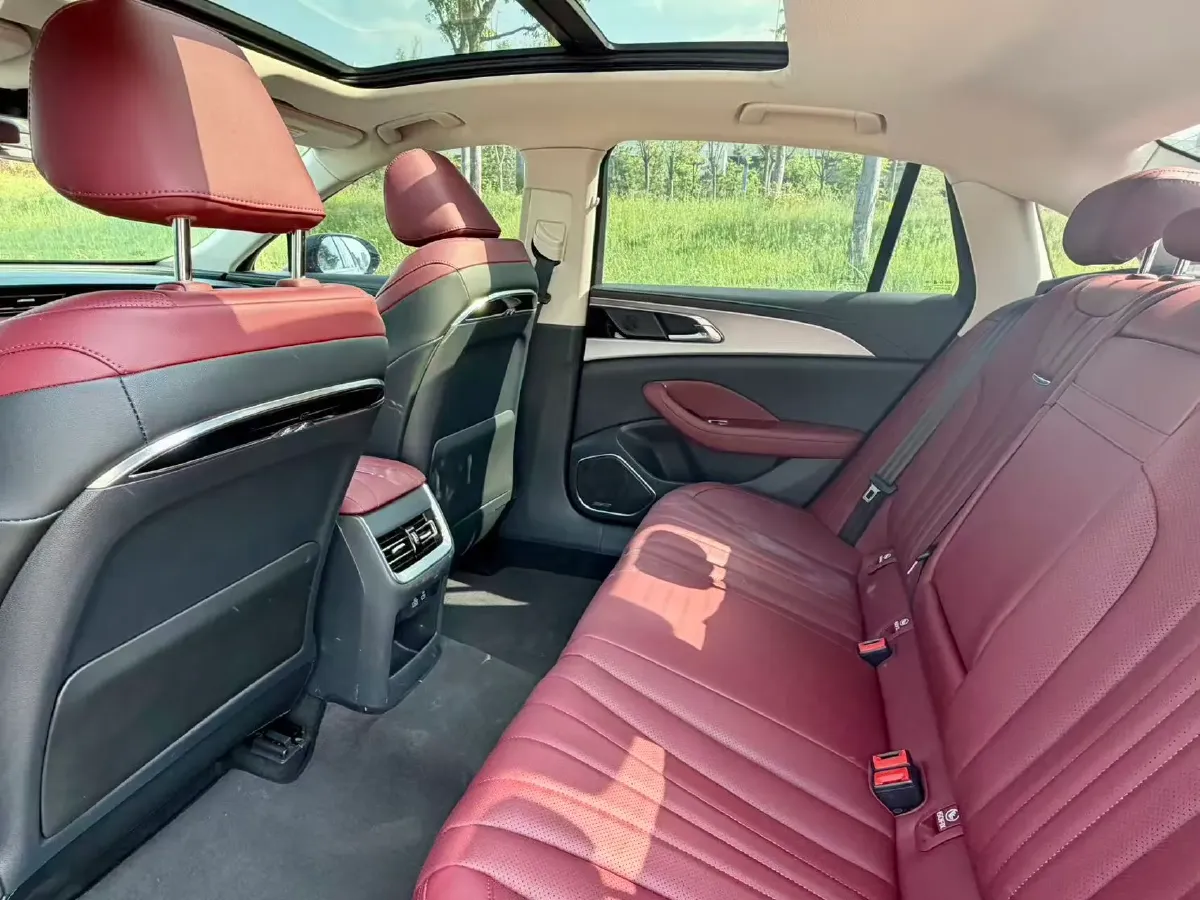 2023 HongQi H5 1.5T 169HP L4 7DCT,autocango,china used car exporter,china ev exporter,chinese used car exporter,chinese used ev exporter