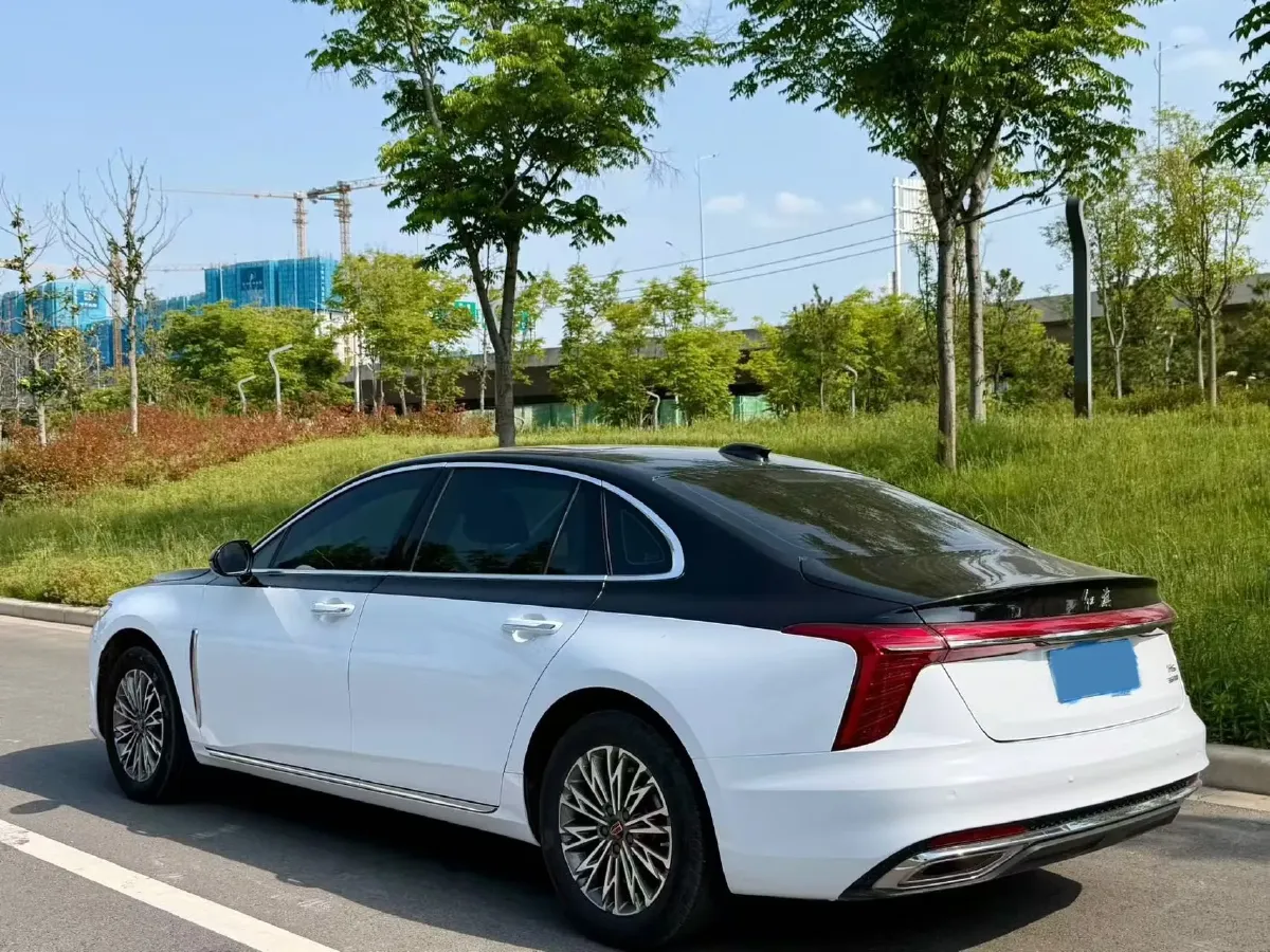 2023 HongQi H5 1.5T 169HP L4 7DCT,autocango,china used car exporter,china ev exporter,chinese used car exporter,chinese used ev exporter