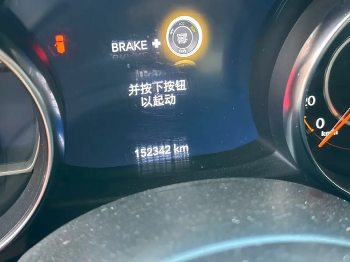 2021 Jeep Wrangler 2.0T 266HP L4 8AT,autocango,china used car exporter,china ev exporter,chinese used car exporter,chinese used ev exporter