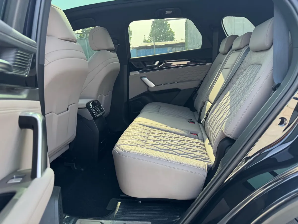 2024 BYD Tang 1.5T 139HP L4 E-CVT PHEV,autocango,china used car exporter,china ev exporter,chinese used car exporter,chinese used ev exporter