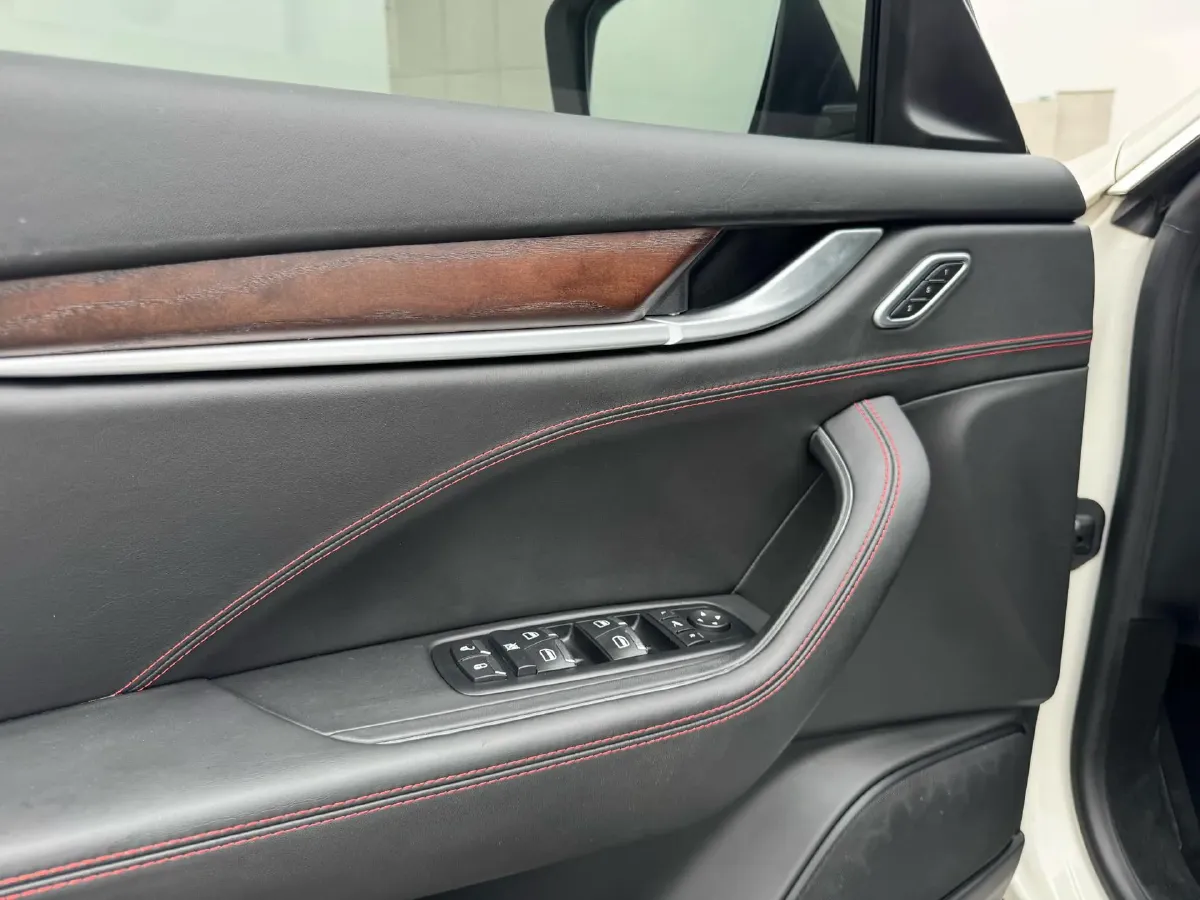 2016 Audi S6 4.0T 450HP V8 7DCT,autocango,china used car exporter,china ev exporter,chinese used car exporter,chinese used ev exporter