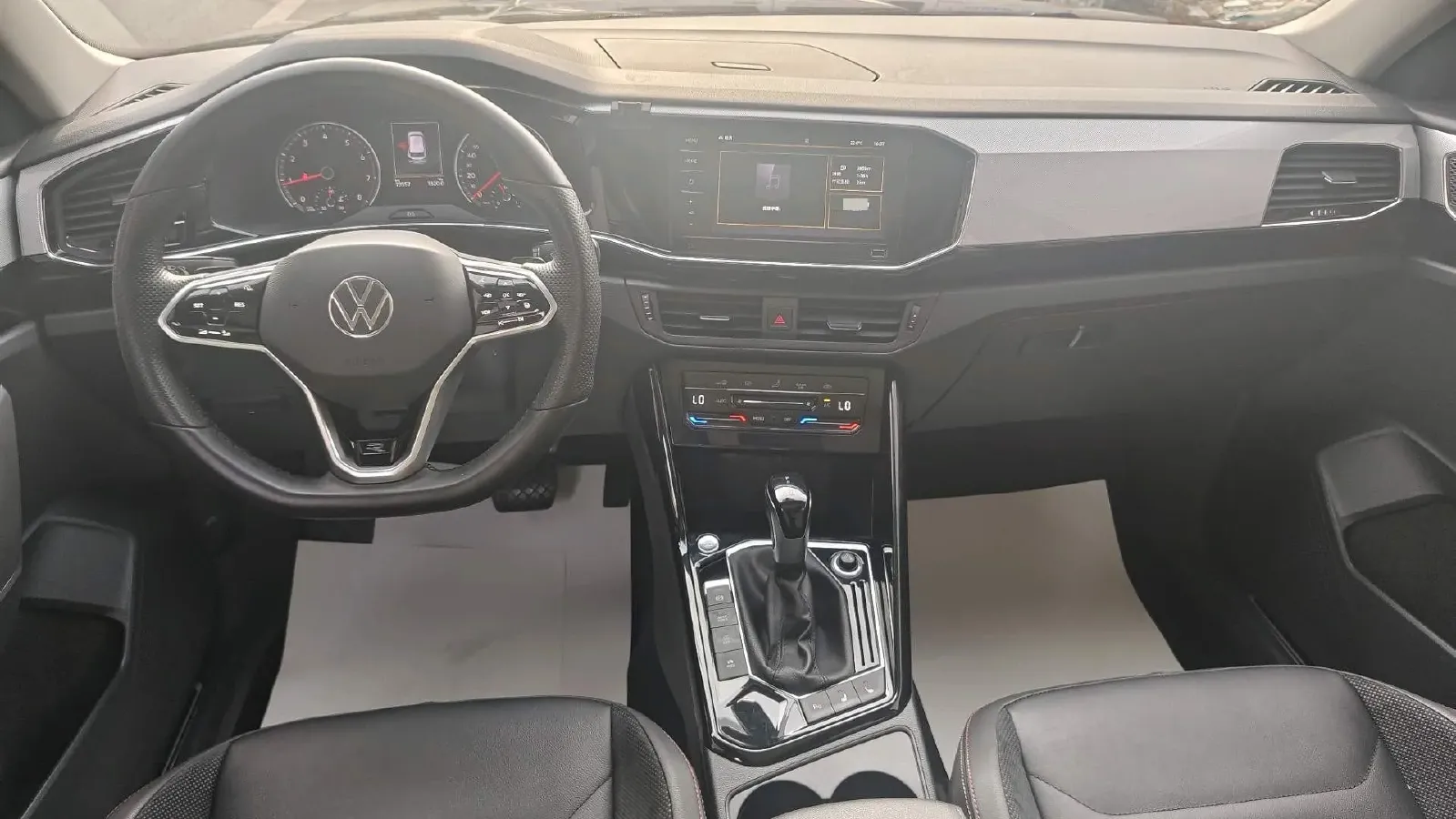 2021 Volkswagen Tayron 2.0T 186HP L4 7DCT,autocango,china used car exporter,china ev exporter,chinese used car exporter,chinese used ev exporter