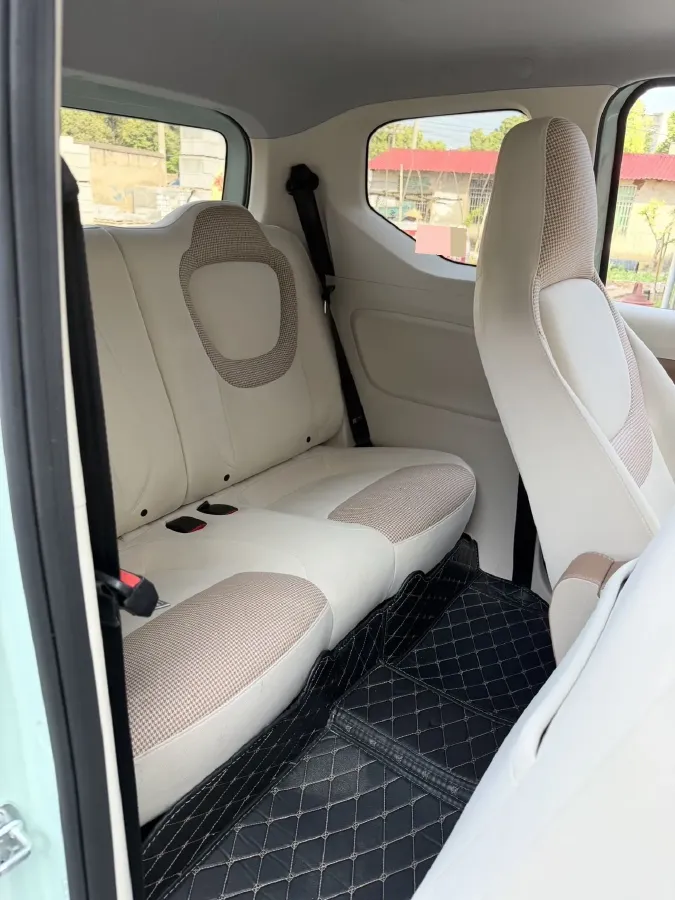 2025 WuLing HongGuang MINI EV BEV 16.2KWH,autocango,china used car exporter,china ev exporter,chinese used car exporter,chinese used ev exporter