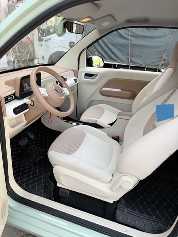 2025 WuLing HongGuang MINI EV BEV 16.2KWH,autocango,china used car exporter,china ev exporter,chinese used car exporter,chinese used ev exporter