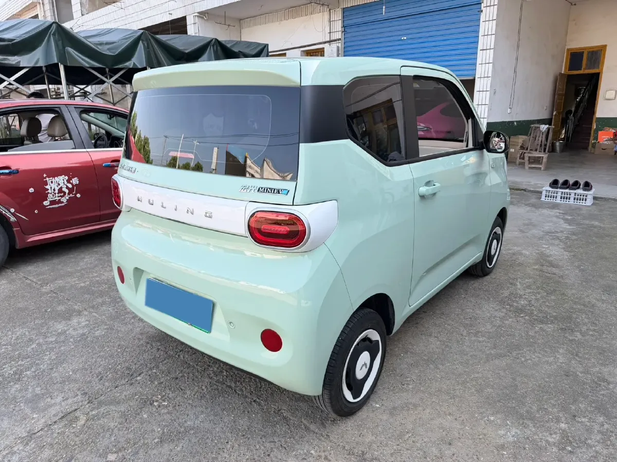 2025 WuLing HongGuang MINI EV BEV 16.2KWH,autocango,china used car exporter,china ev exporter,chinese used car exporter,chinese used ev exporter